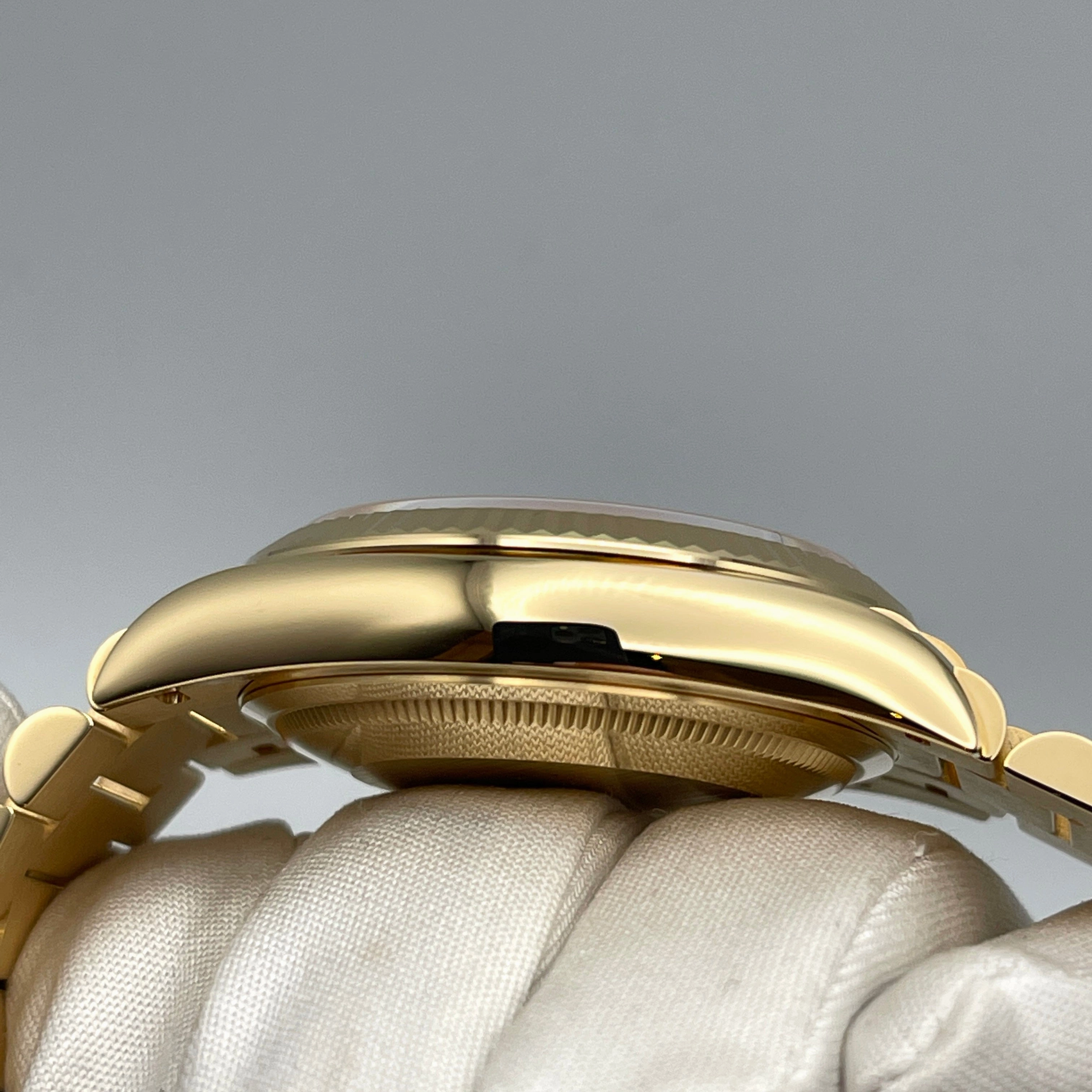 Rolex Day-Date 36 128238 Yellow Gold White Dial