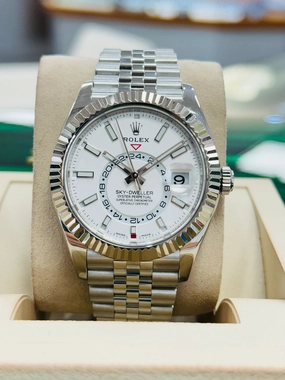 Rolex Sky-Dweller 326934 Jubilee Bracelet White Dial 18K White Gold Bezel Watch