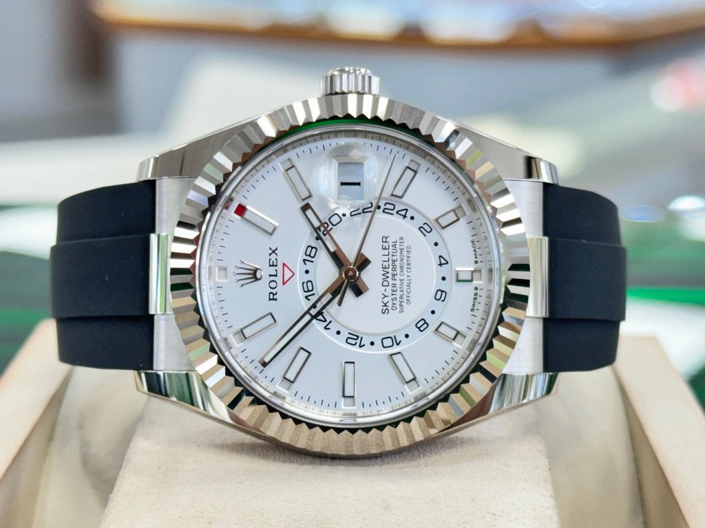 Rolex Sky-Dweller 336239 White Gold Oysterflex White Dial Watch UNWORN