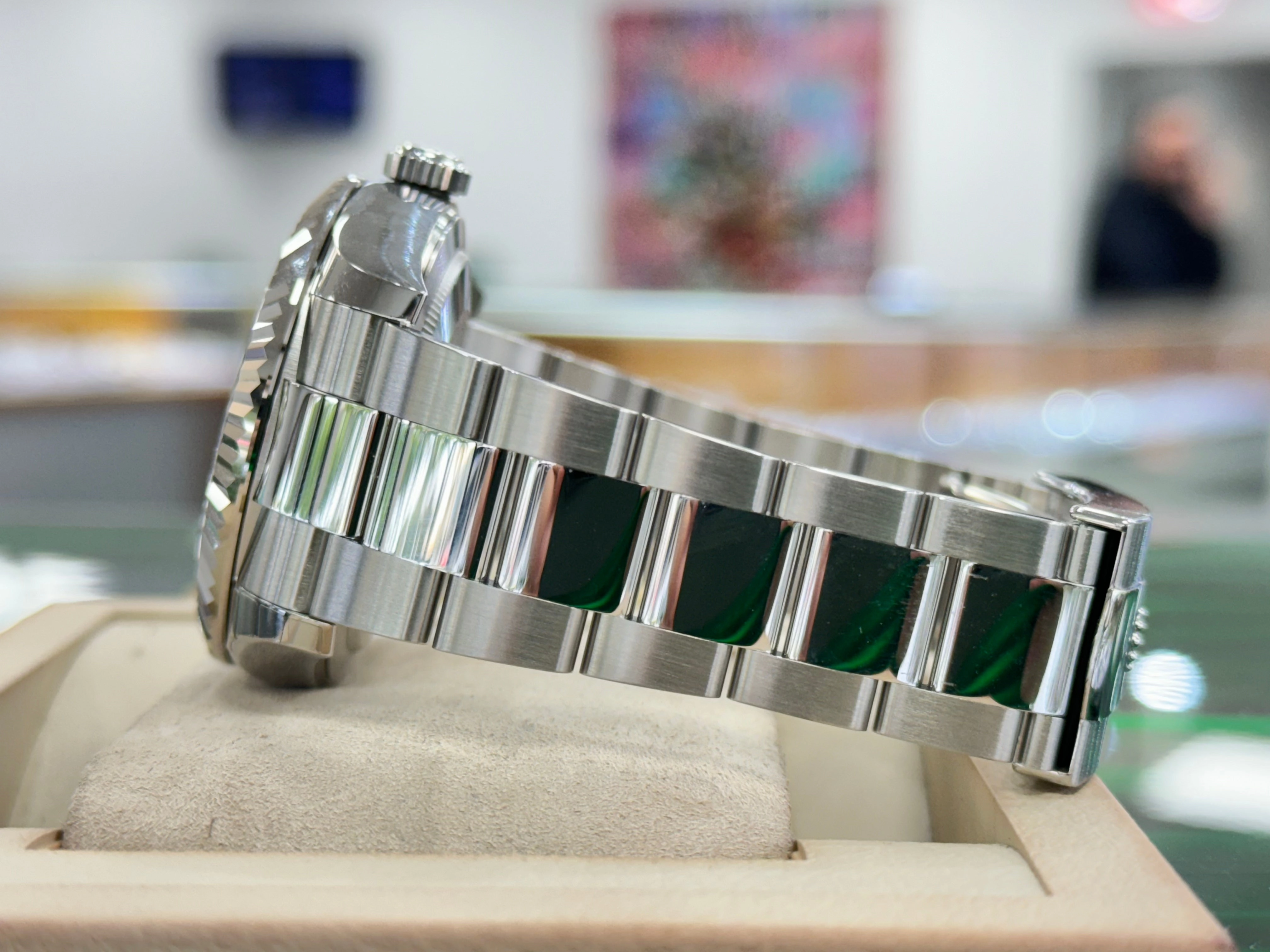 Rolex Sky-Dweller 336934 Mint Green Dial oyster Band Watch Box/Papers UNWORN