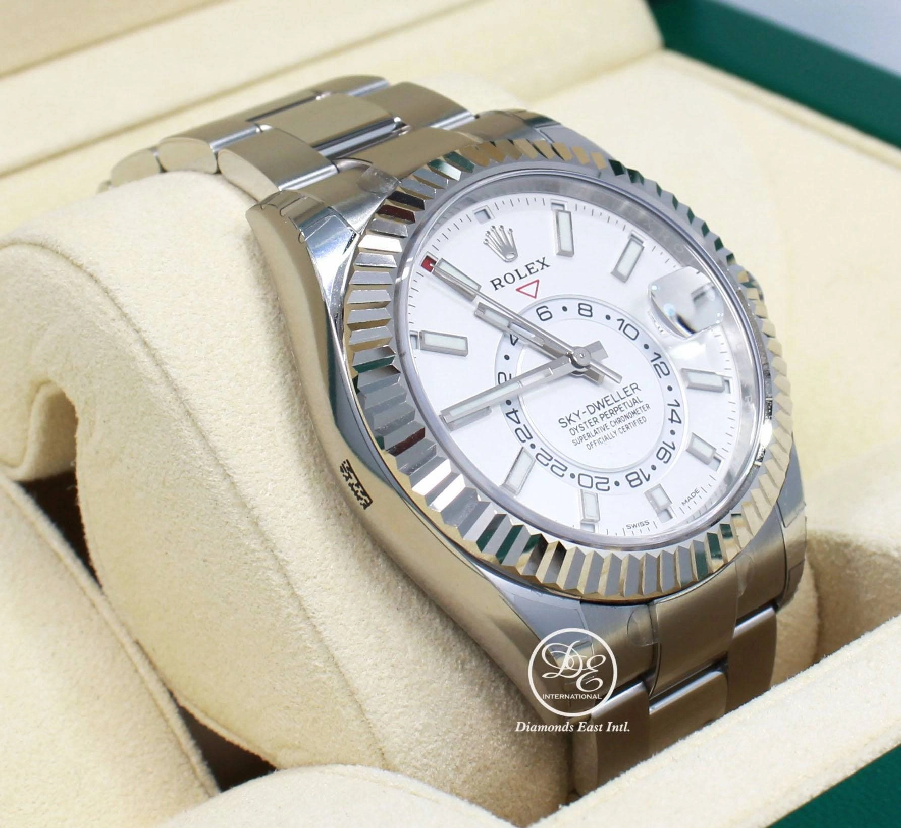 Rolex Sky-Dweller stainless steel  326934 WHTSO UNWORN