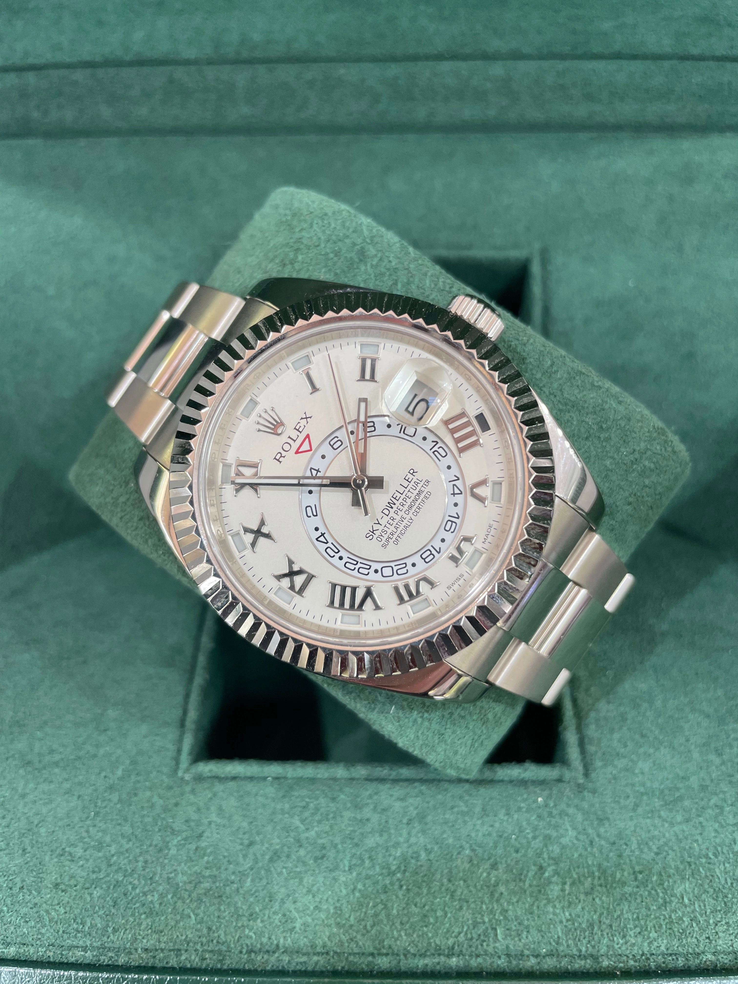 Rolex Sky-Dweller White Gold Oyster Bracelet White Dial 326939 PreOwned