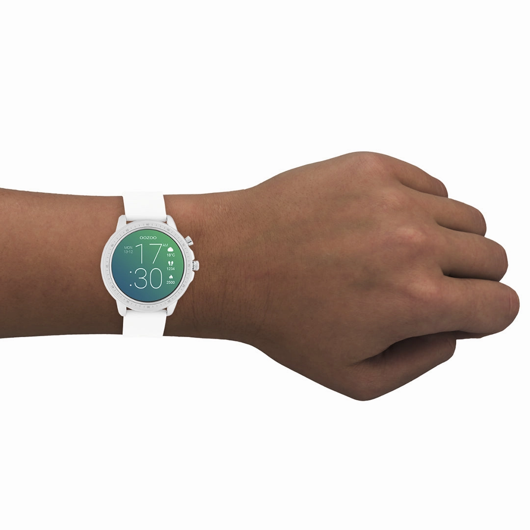 Silver coloured OOZOO smartwatch with white rubber strap - Q00310