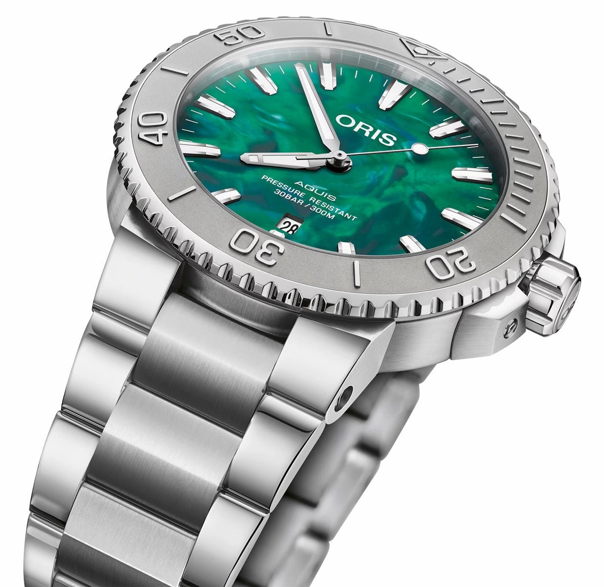 Special Edition Oris Aquis x Bracenet Automatic Stainless Steel Green Dial Date Divers Mens Watch 733 7730 4137-MB