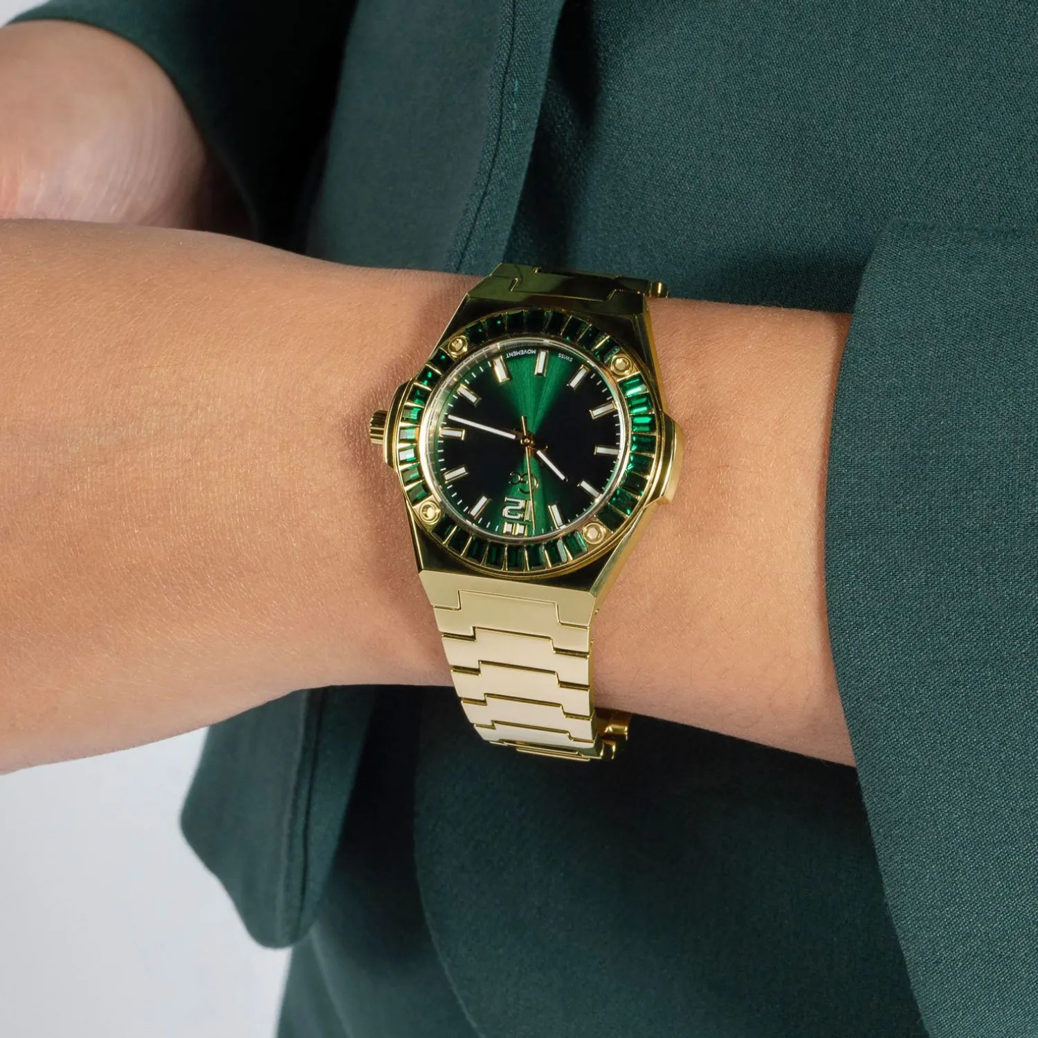 Specials Women Quartz Green Dial Analog Stainless Steel Watch Z34002L9MF