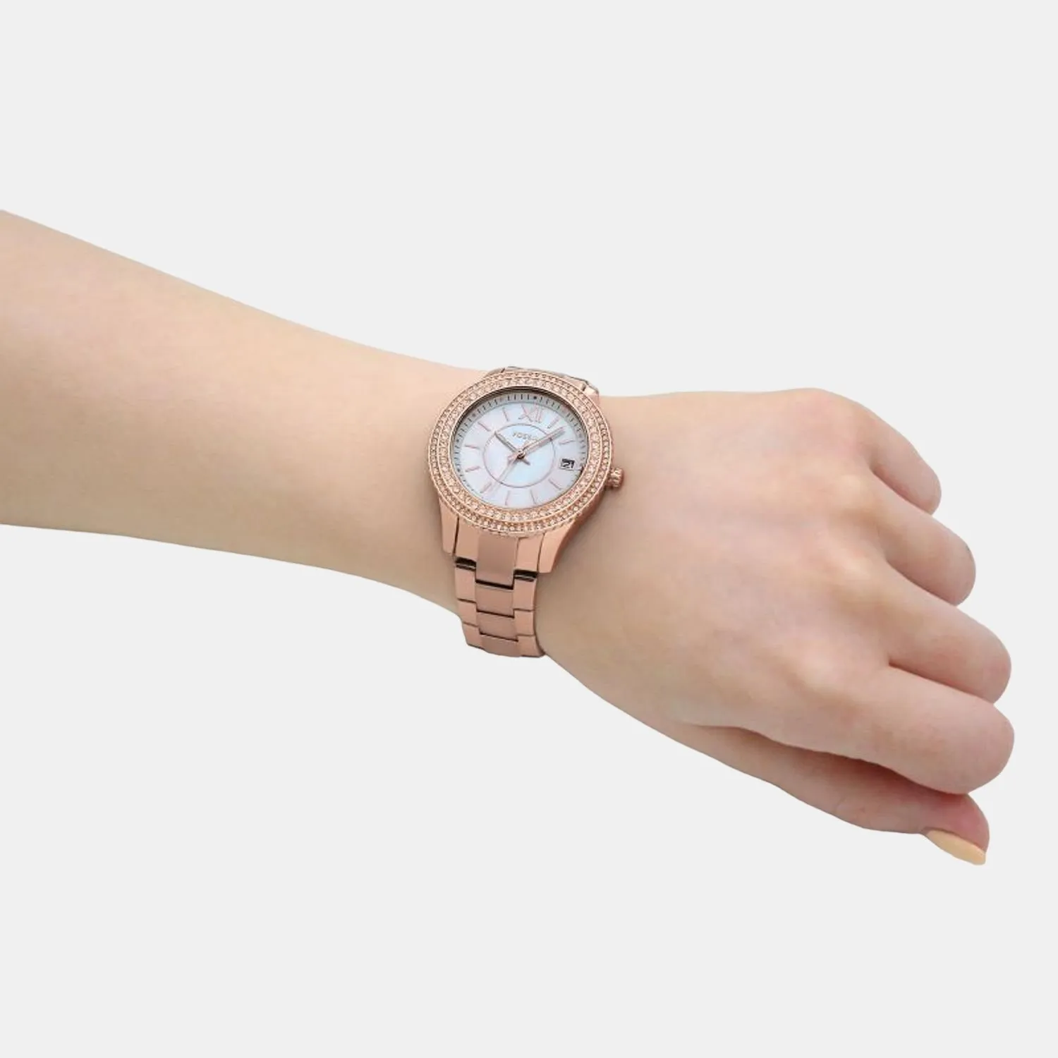 Stella Women Quartz Mother-Of-Pearl Dial Analog Stainless Steel Watch ES5131