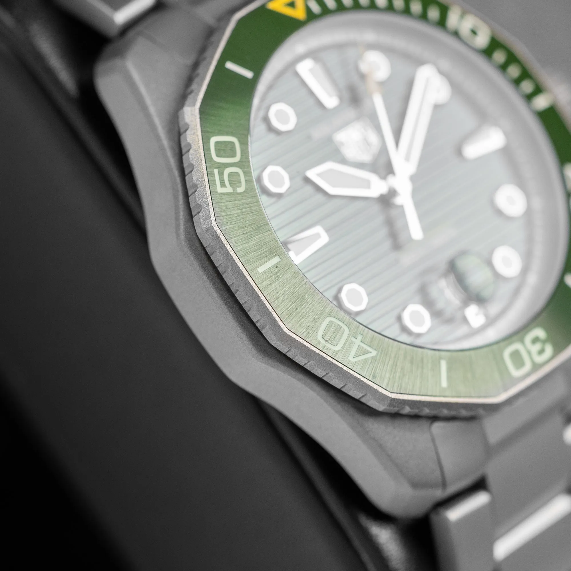 Tag Heuer Aquaracer WBP208B