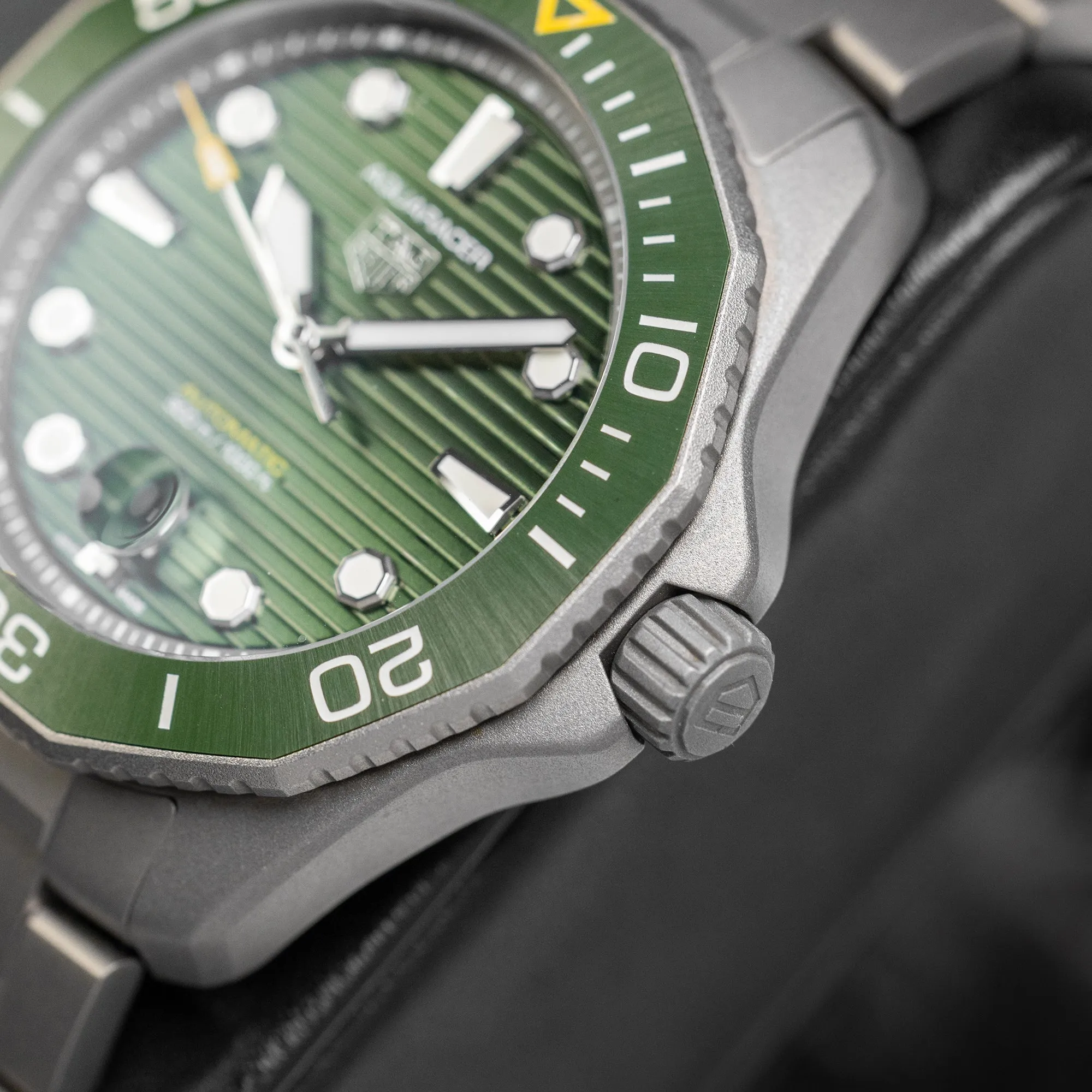 Tag Heuer Aquaracer WBP208B