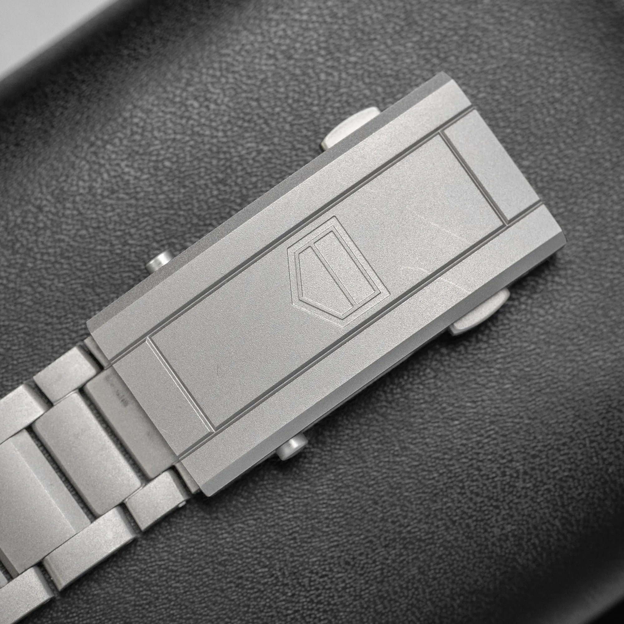 Tag Heuer Aquaracer WBP208B