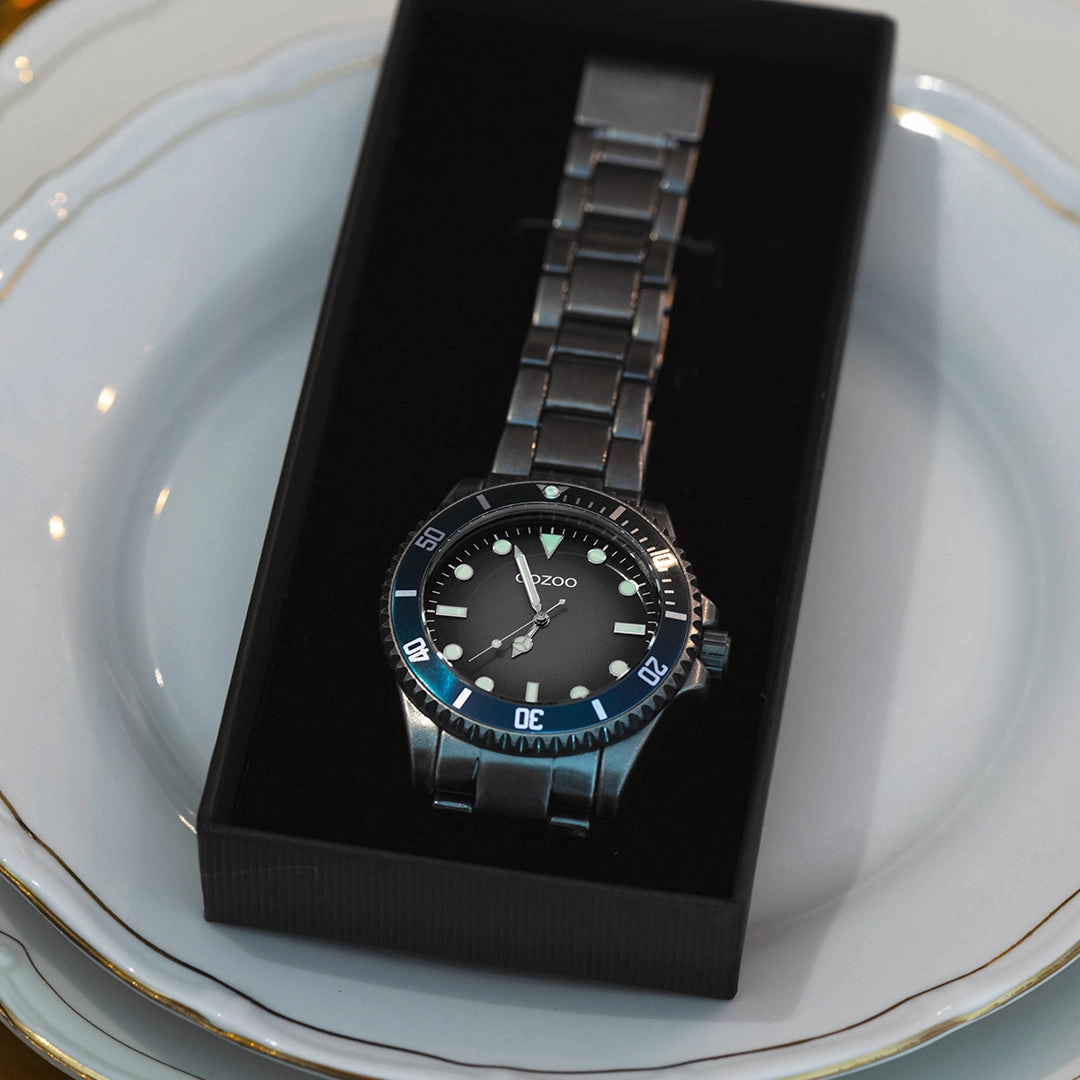 Titanium OOZOO watch with stainless steel bracelet - C11013