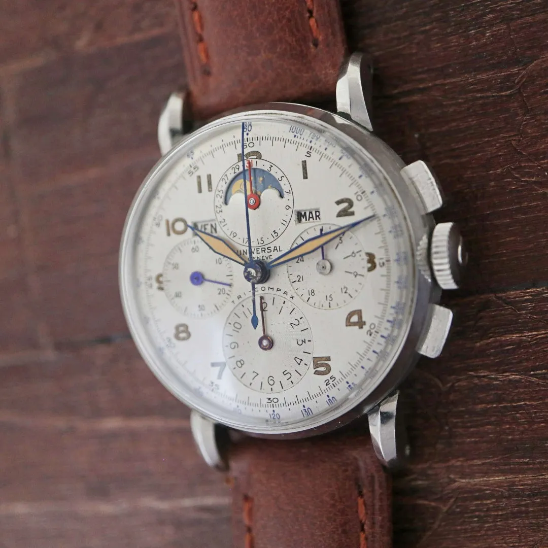 Universal Geneve Tri-Compax reference 22250