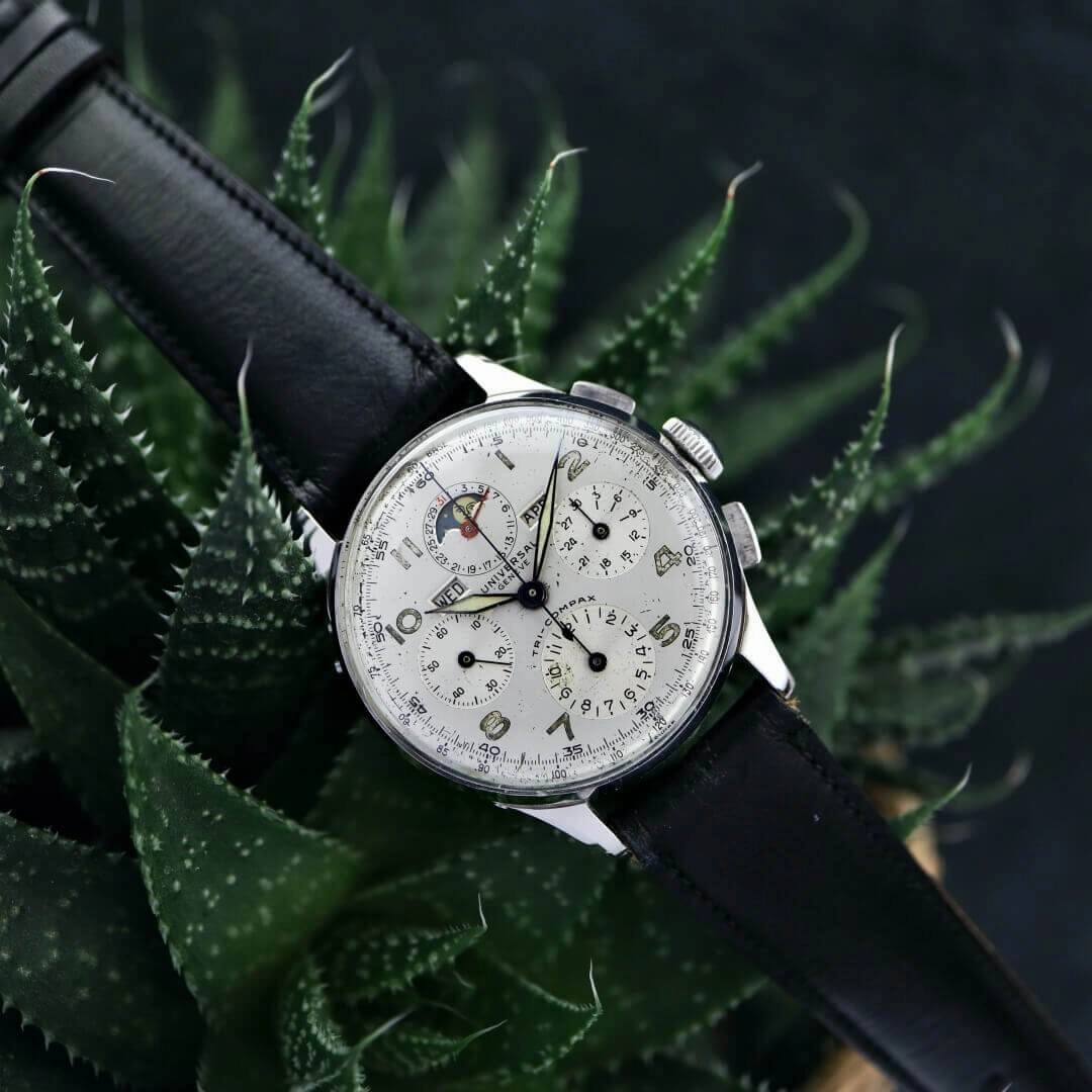 Universal Geneve Tri-Compax Ref. 22502 Men's Vintage Watch
