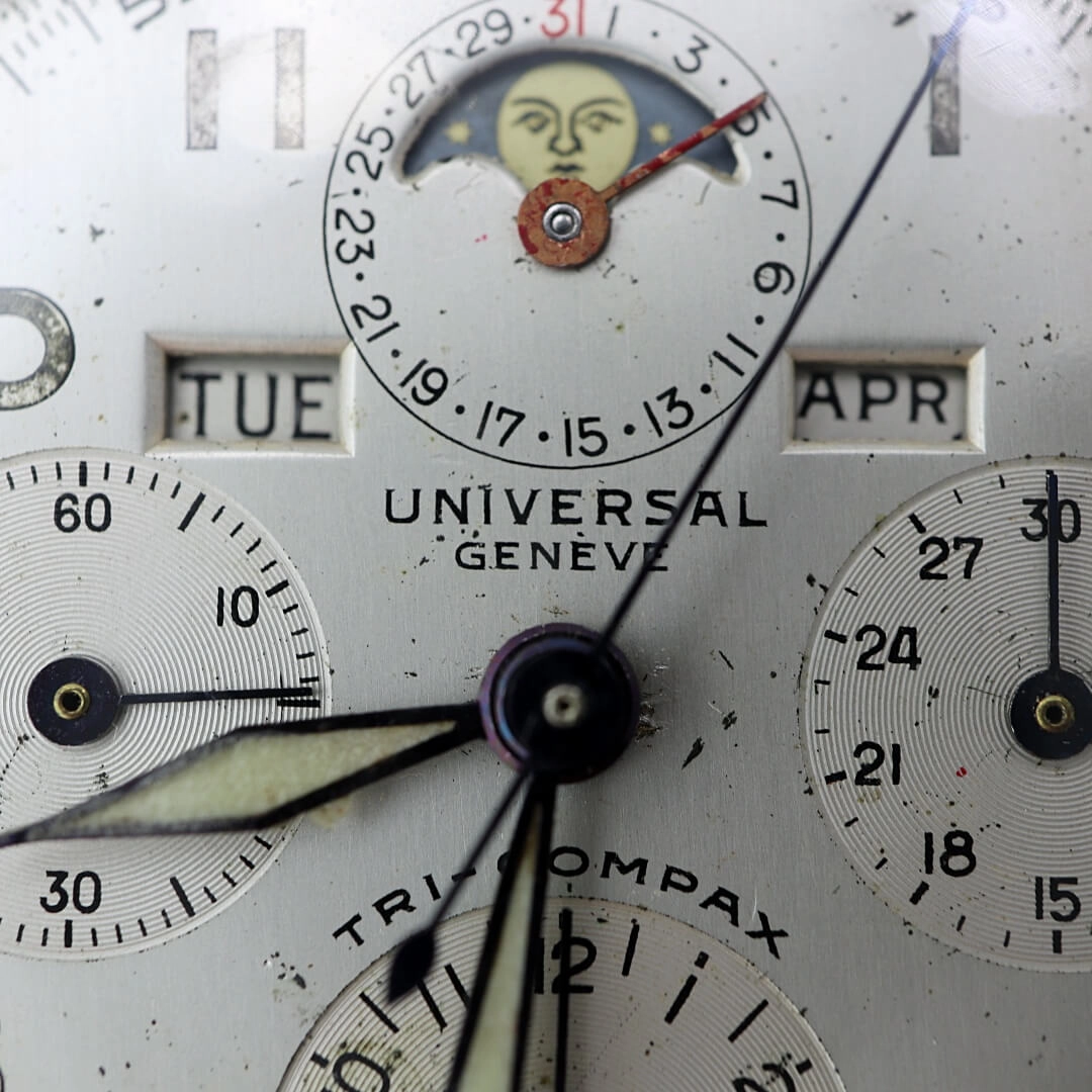 Universal Geneve Tri-Compax Ref. 22502 Men's Vintage Watch