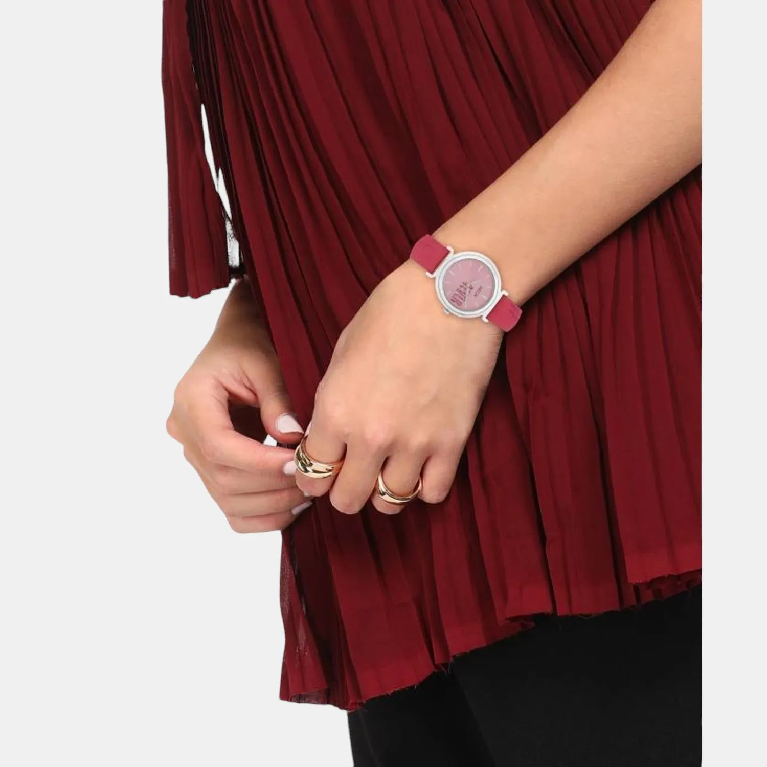 Women Analog Leather Watch TW045HL00