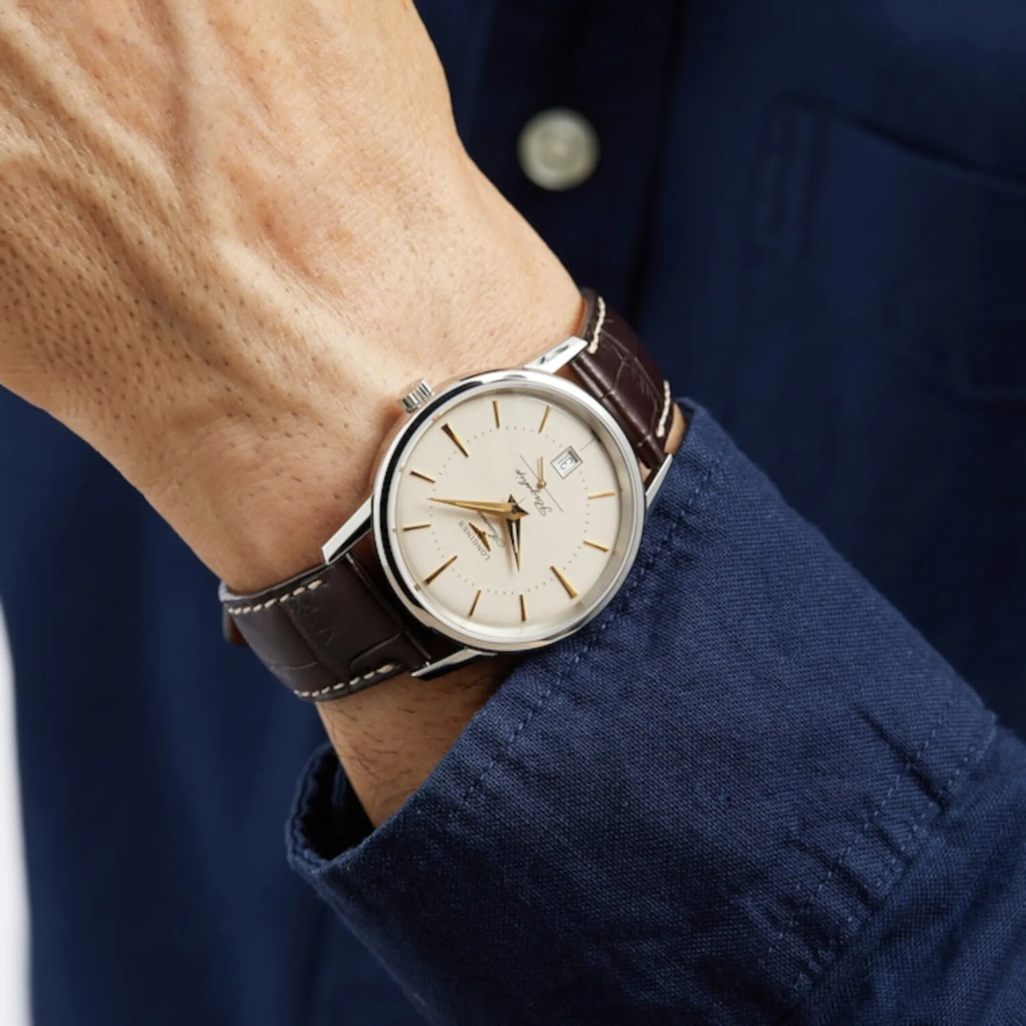 Women Grey Analog Leather Watch L47954782